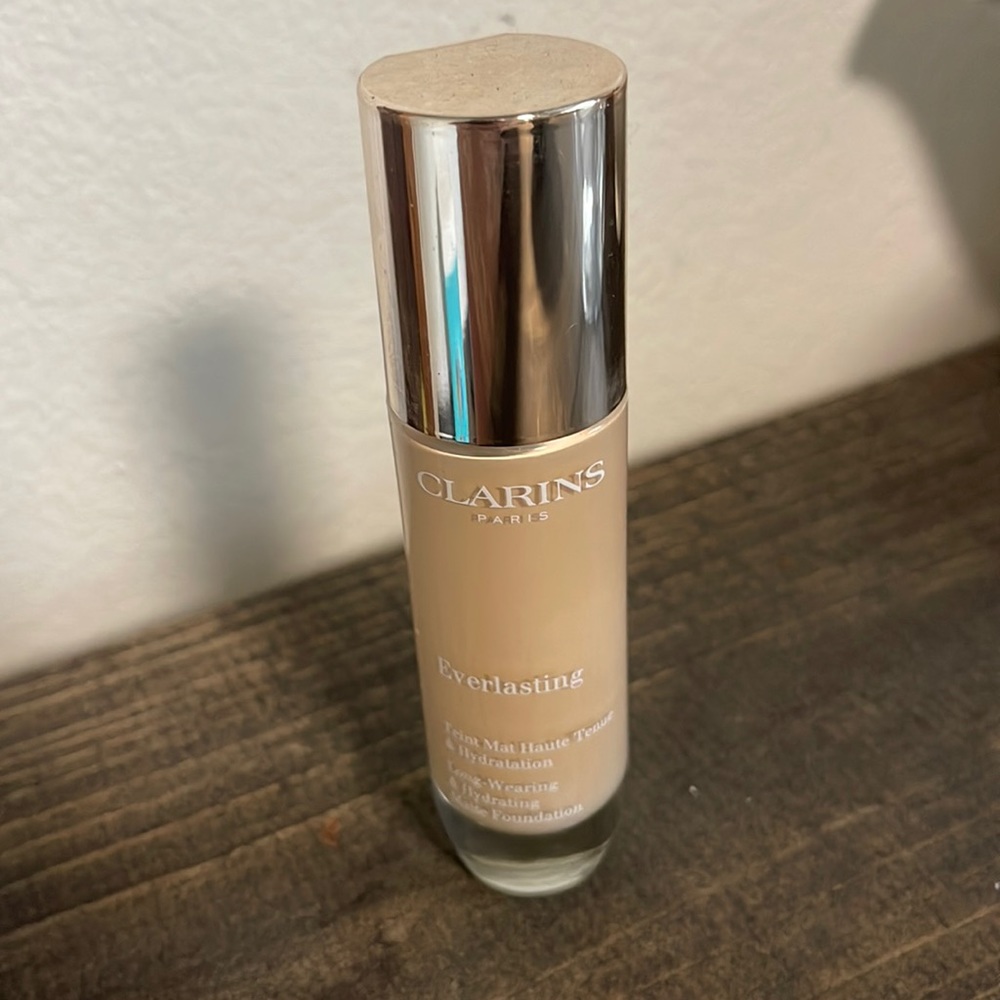 Clarins Everlasting Longwear fullcoverage foundation❤️❤️